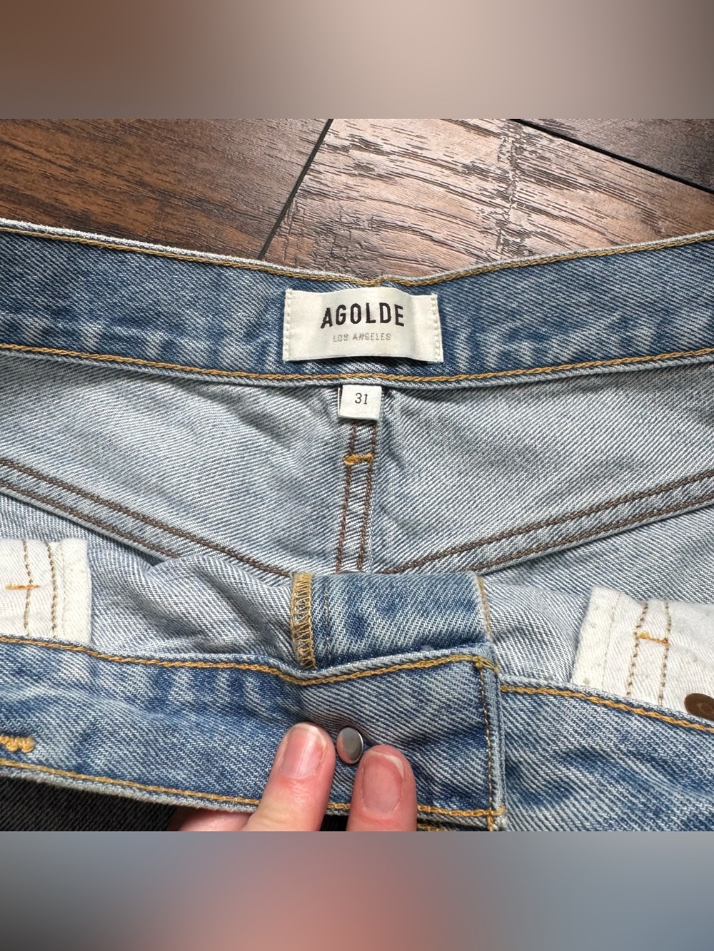 Agolde Parker Cutoffs in Swapmeet - Picture 3 of 4